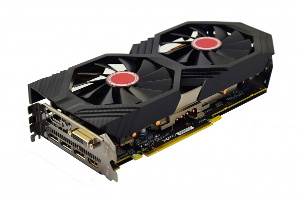 USED-XFX 590 rx Fatboy 8GB